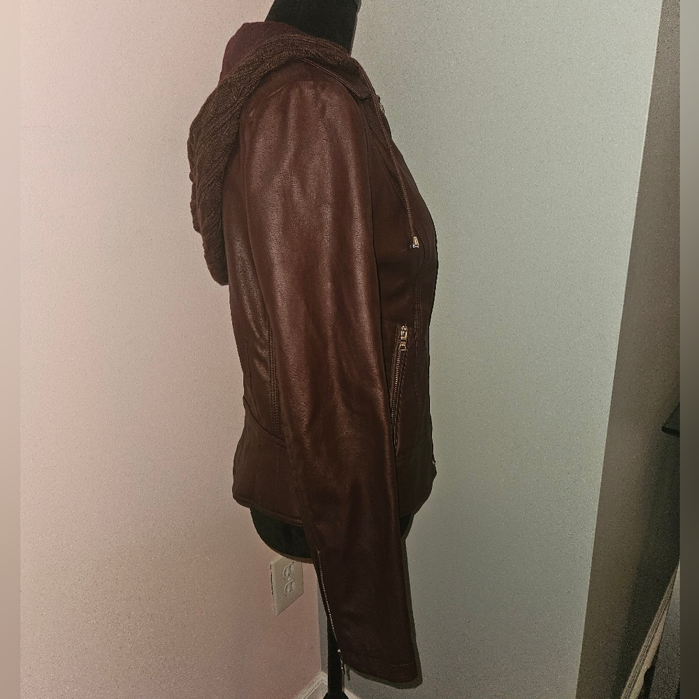 GUESS Burgandy Faux Leather Moto Jacket - Size Medium - Picture 6 of 11